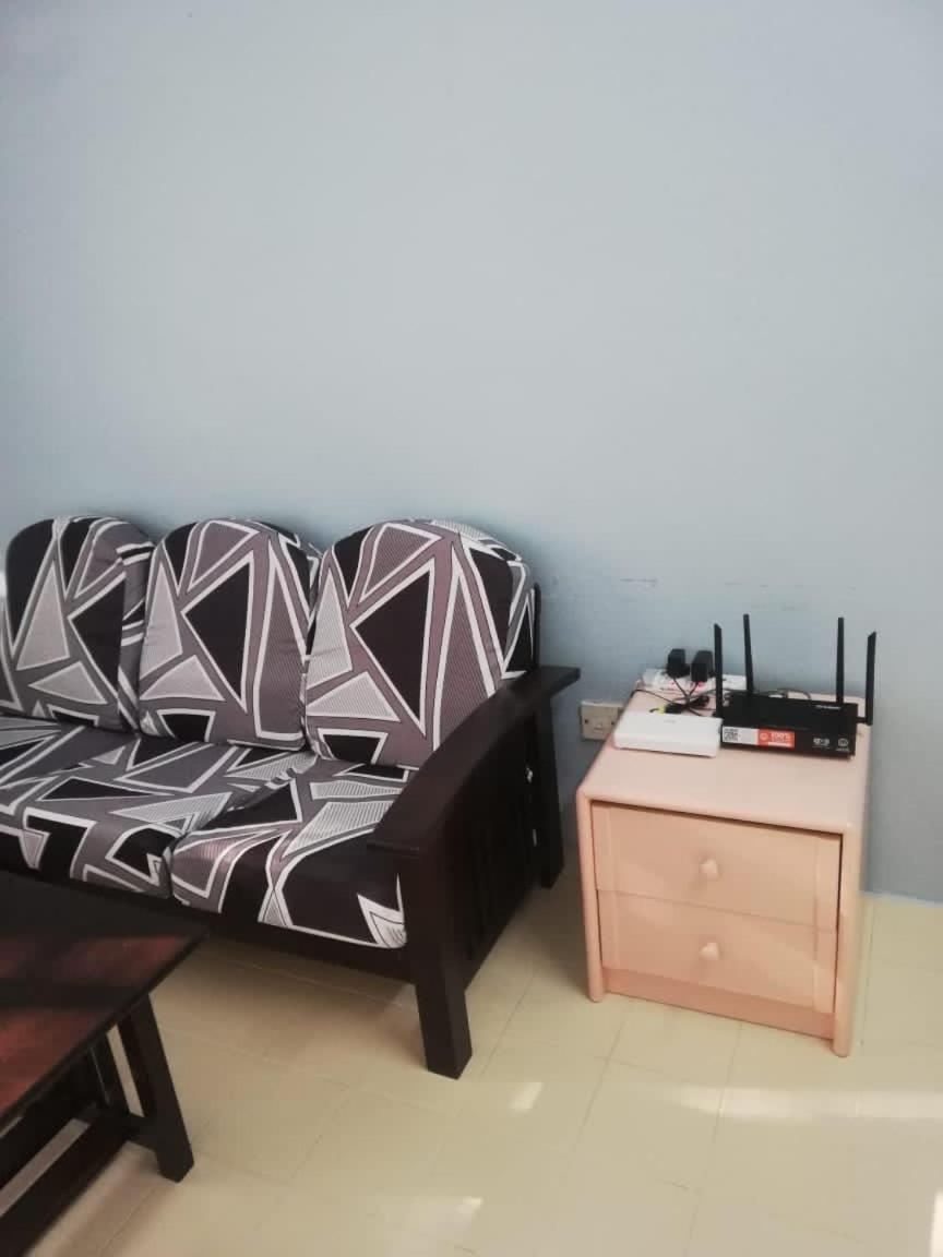 Batu Ferringhi Bayu Emas Apartment Eksteriør billede
