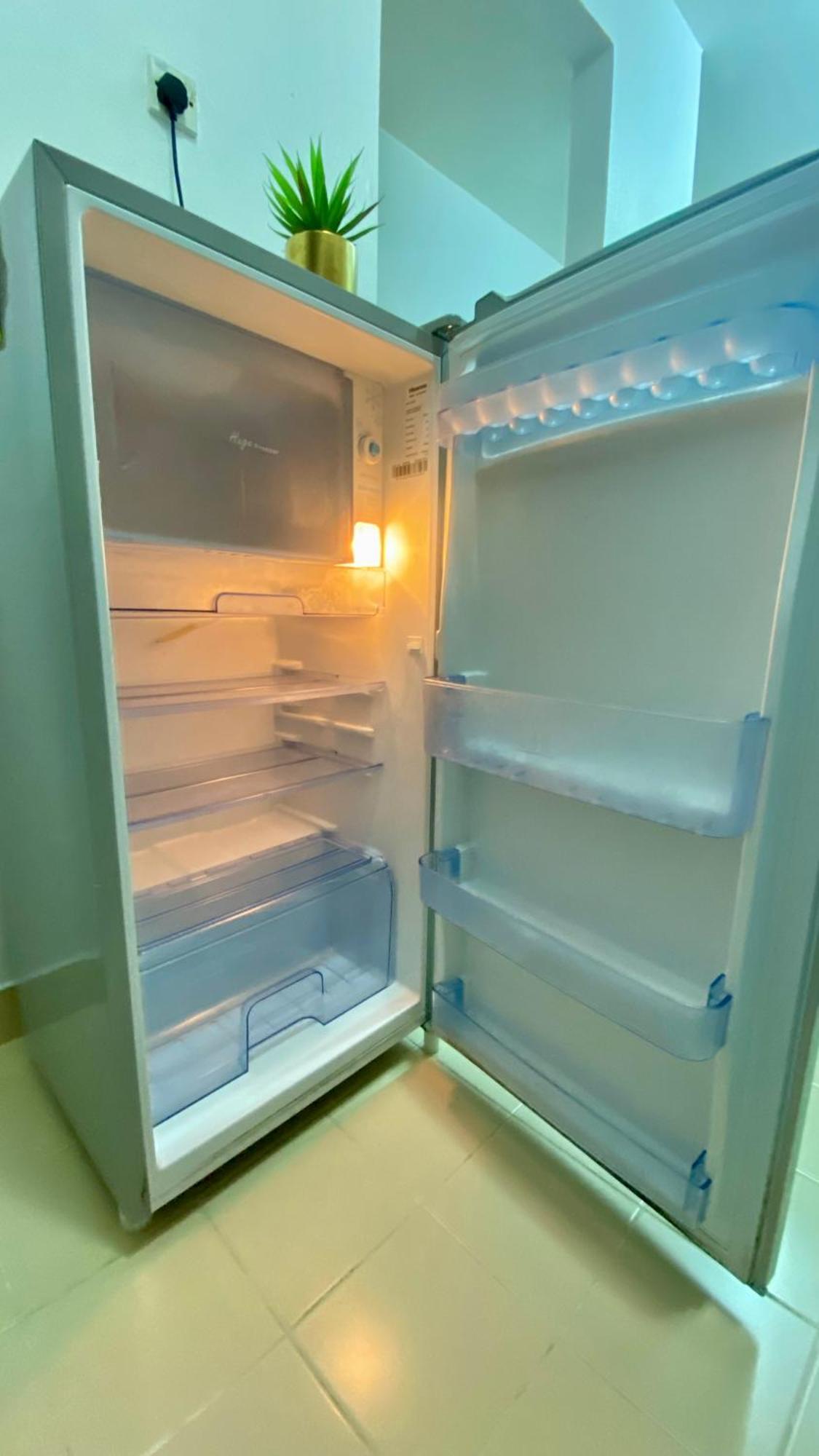 Batu Ferringhi Bayu Emas Apartment Eksteriør billede