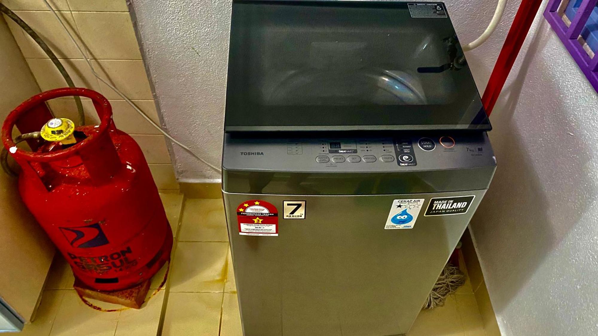 Batu Ferringhi Bayu Emas Apartment Eksteriør billede