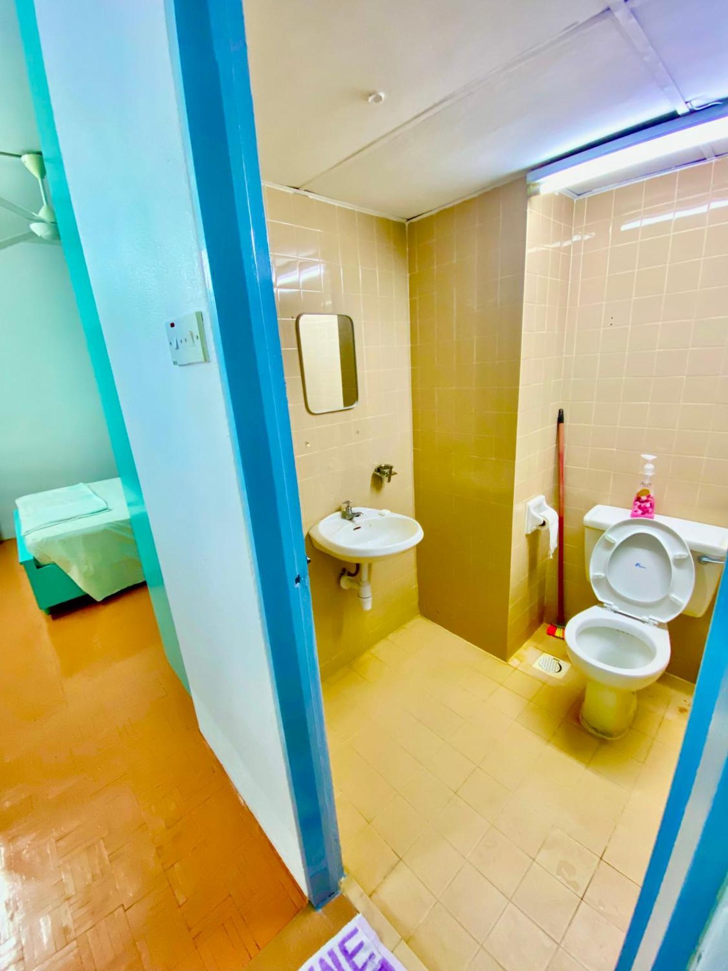Batu Ferringhi Bayu Emas Apartment Eksteriør billede
