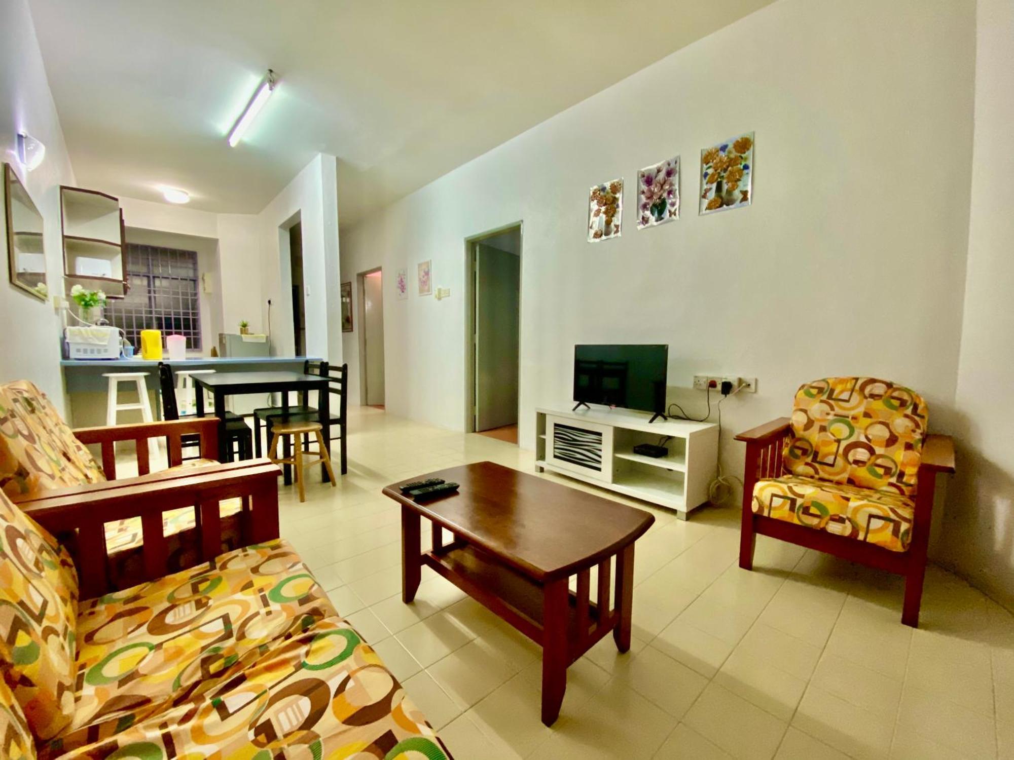 Batu Ferringhi Bayu Emas Apartment Eksteriør billede